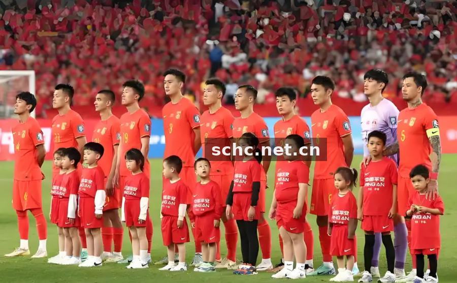 从边后卫到中场枢纽：一位英超轮换球员的战术变形记